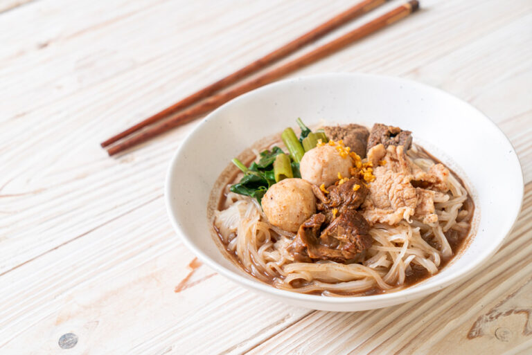 5 วิธี กินพริกคั่วใส่ก๋วยเตี๋ยว ให้อร่อยยิ่งกว่าเดิม